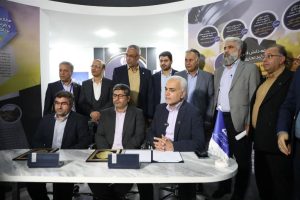 در سومین روز از نمایشگاه نفت با حضور مدیرعامل شرکت نفت و گاز اروندان انجام شد؛ امضای تفاهمنامه اجرای طرح پایلوت تزریق نانوسیال در میدان آزادگان شمالی