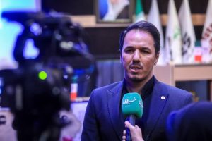 احمدی، معاون امور شرکتها و مجامع هلدینگ صبا انرژی در گفتوگوی اختصاصی: مزیت رقابتی فولاد اکسین در سایه خرد جمعی و نگاه راهبردی صبا انرژی /رویکرد صبا انرژی، حفظ پیشتازی فولاد اکسین در بازار رقابتی فولاد است