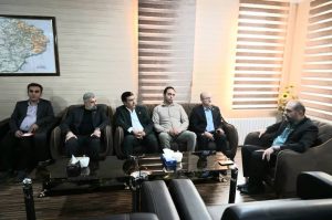 فرماندار گچساران در دیدار با رئیس روابط عمومی شرکت نفت این شهرستان: نقش حمایتی شركت نفت گچساران در كنار وظیفه ذاتی تولید، برجسته است