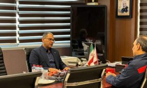 دیدار مدیرعامل شرکت فولاد اکسین خوزستان با شهردار منطقه ۸ اهواز