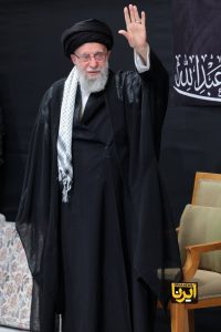مراسم عزادارای شب عاشورای حسینی  در حسینیه امام خمینی با حضور رهبر انقلاب