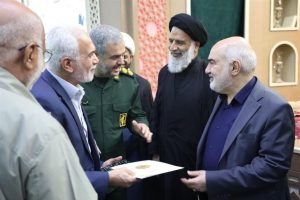 به پاس خدمترسانی به زائرین اربعین حسینی(ع)؛ تجلیل استاندار خوزستان از مدیرعامل شركت نفت و گاز اروندان