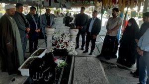 ادای احترام جمعی از مسئولین نفت و گاز مارون به مقام شامخ شهدا