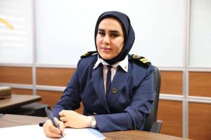 اولین بانوی دریانورد خوزستان گواهینامه افسری دریافت کرد