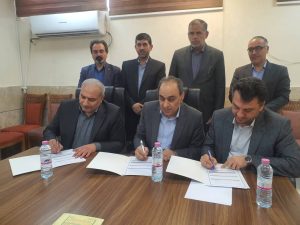 با حضور سید محسن موسوی زاده و محمد امیر انجام شد؛ امضای تفاهمنامه سهجانبه مسکن کارگری در اهواز