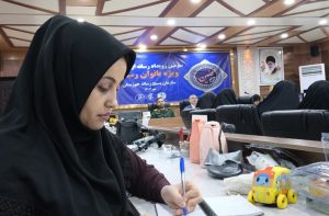 ستونهای استواری که چراغ امید میافروزند