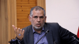 نماینده اهواز: انحلال شورای شهر تنها راه بازگرداندن اعتماد مردم است