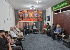 دیدار صمیمانه اعضای محفل ادبی دعبل خزاعی شوش وابسته به اداره کتابخانه های شوش  با امام جمعه ی شهرستان شوش