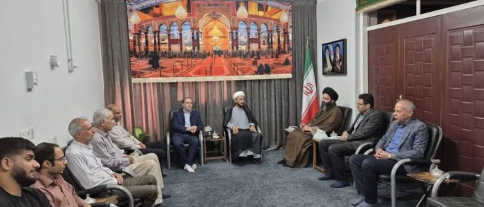 دیدار صمیمانه اعضای محفل ادبی دعبل خزاعی شوش وابسته به اداره کتابخانه های شوش  با امام جمعه ی شهرستان شوش