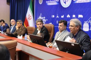 بندر هوشمند در خوزستان به حرکت درآمد/ آغاز رسمی بهره‌برداری از سامانه جامع عملیات بندری در بندر امام خمینی(ره)