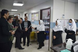 عیادت و دلجویی مدیران تأمین اجتماعی خوزستان از بیماران بستری در هفته بسیج