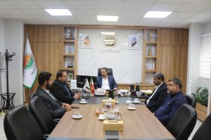 دیدار فرمانده حوزه مقاومت بسیج ۱۴ شهری عمار یاسر با مدیرعامل سازمان زیباسازی شهرداری اهواز