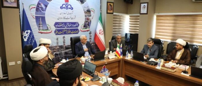 در نشست مشترک با ائمه جماعت شرکت نفت و گاز اروندان؛ تأكید مدیرعامل اروندان بر توسعه فرهنگ اقامه نماز و ارتقای معنویت كاركنان