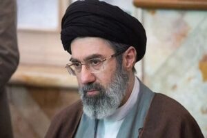 دفتر رهبر انقلاب: ادعای درباره واکنش رهبر انقلاب به نامه رئیس جمهور کذب است