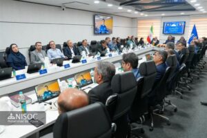 حاتمی: همه كاركنان مناطق نفت‌خیز جنوب نمونه‌اند تداوم تولید و اقتصاد کشور مرهون تعهد آنان است