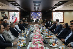 سردار شاهوارپور: فعالان اقتصادی میدان‌دار مقابله با جنگ اقتصادی دشمن هستند