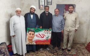 دیدار نماینده رهبر معظم انقلال با خانواده سرباز شهید « سید حامد شریفی» در اهواز